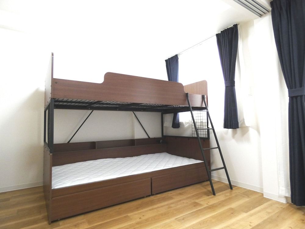 undefined Alpha Square Minami 6 jo 403 2