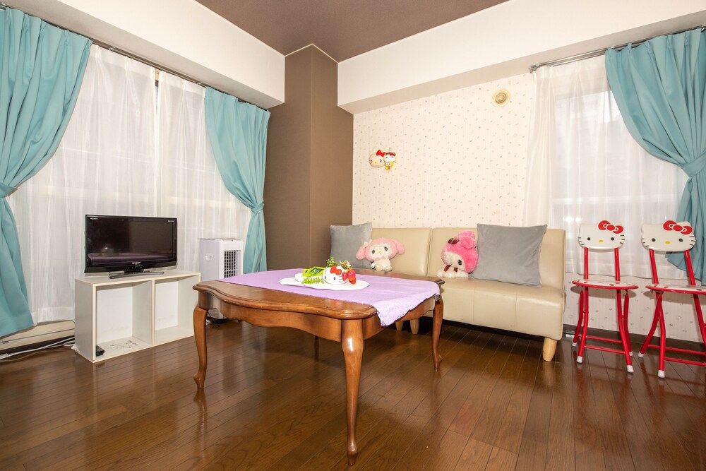 PEOPLE NoIII 211 Room (211) 17