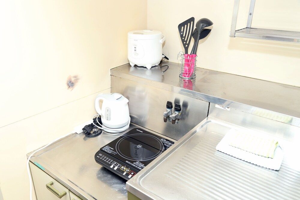 undefined Heights Showa 702 8