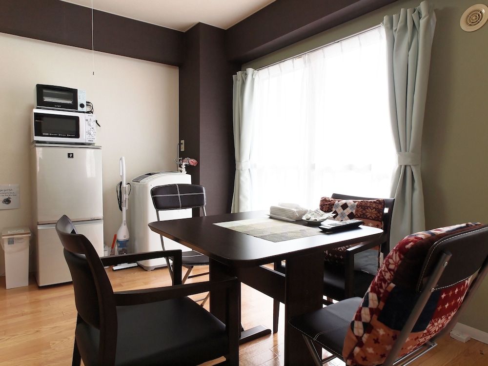 undefined PEOPLE NoIII 611 10