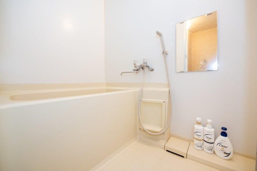 Heights Showa 205 Apartment (205) 9