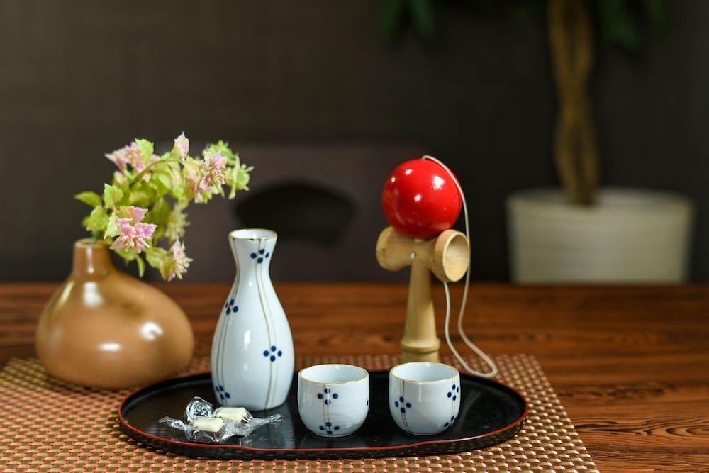 PEOPLE NoIII 601 Room (601) 28