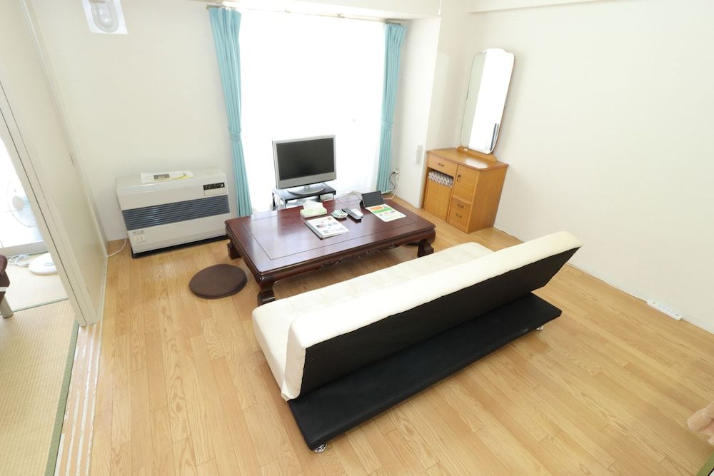 undefined Heights Showa 202 7