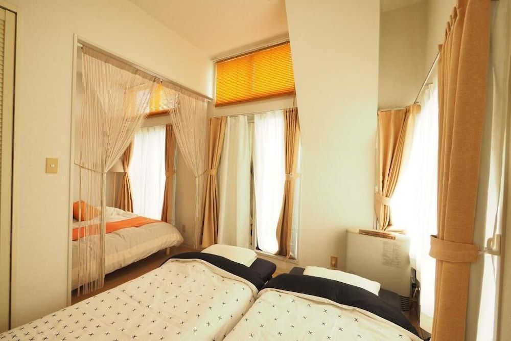 undefined Opus 802 5