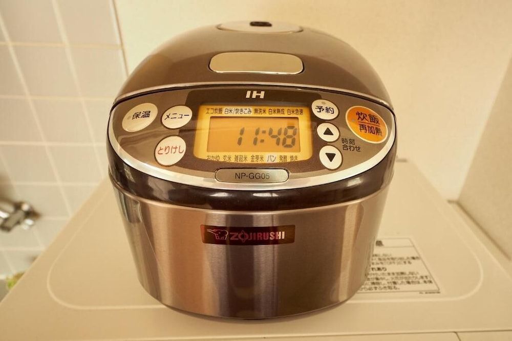 undefined Opus 802 9