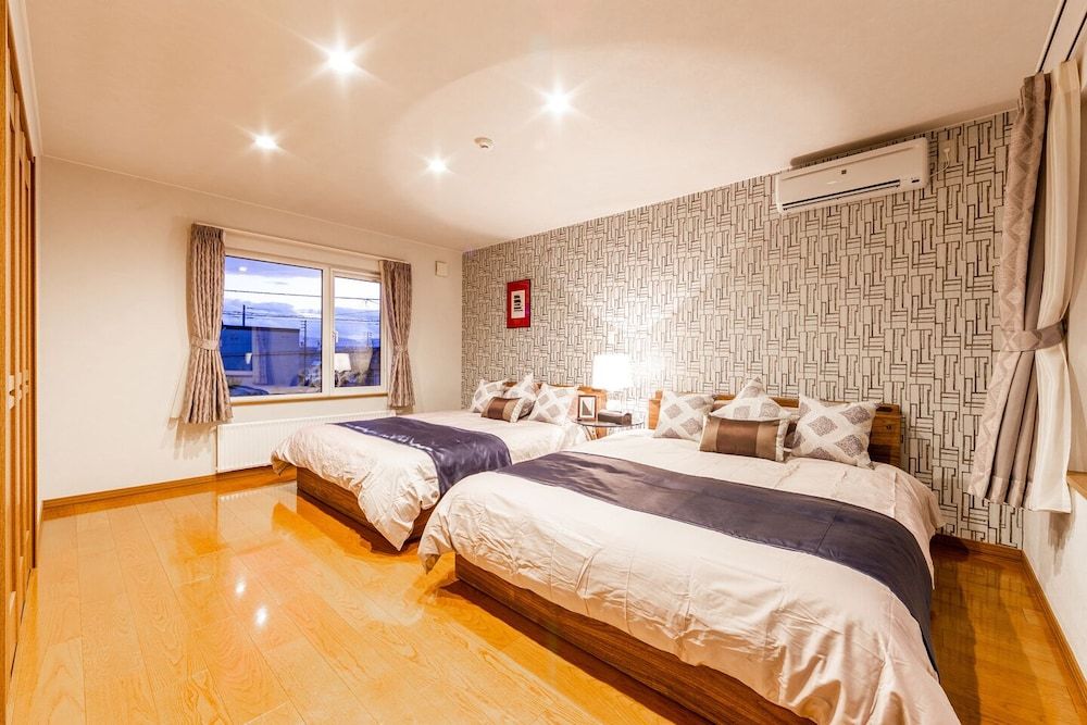 The Worldwide House Private Vacation Home, Non Smoking 16