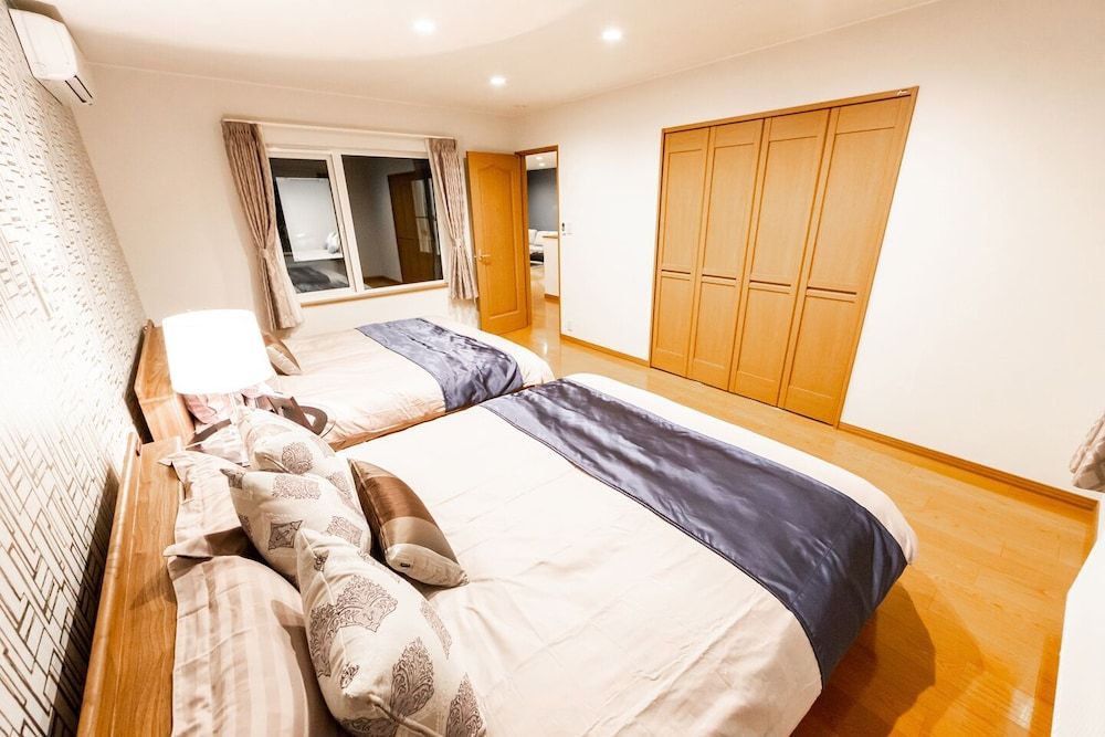 The Worldwide House Private Vacation Home, Non Smoking 22