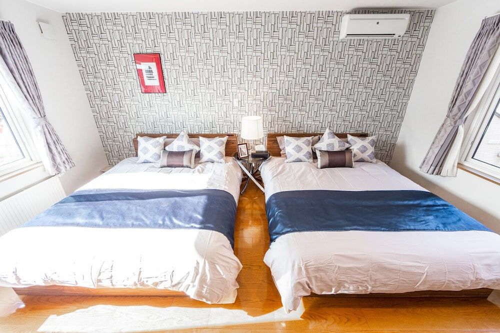 The Worldwide House Private Vacation Home, Non Smoking 12