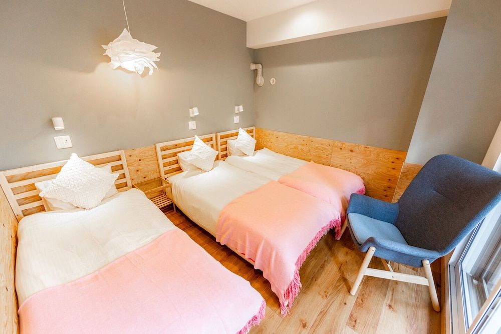 The East Avenue Private One Floor Apartment, Non Smoking 3