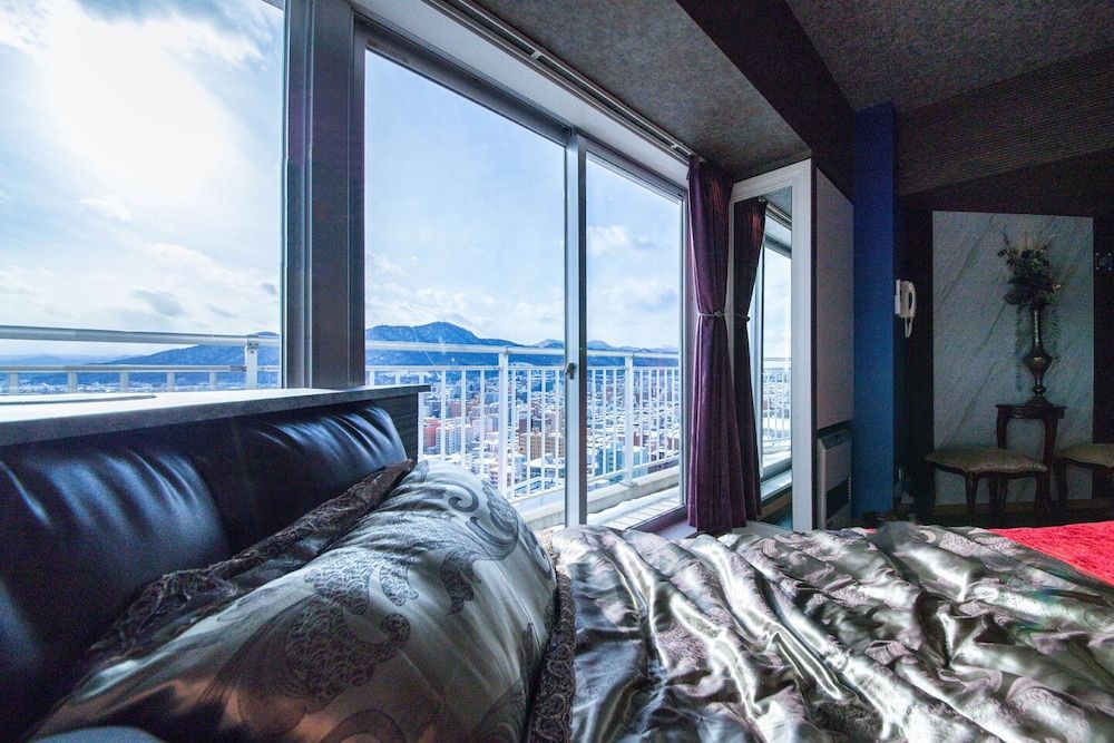 METEOR SHOWER Romantic Double or Twin Room 25