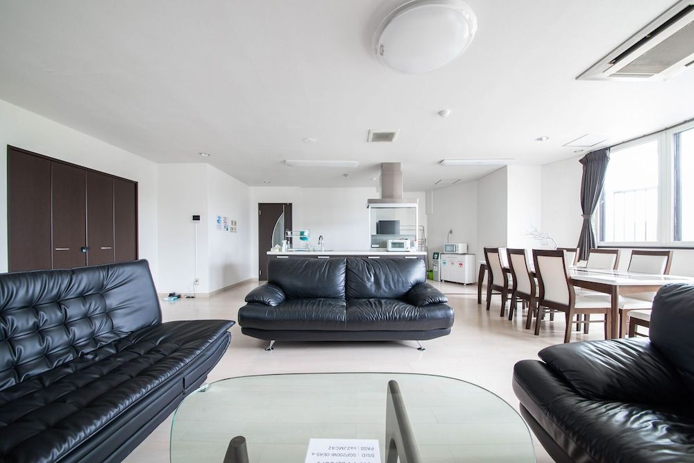 undefined ROADSIDE HOUSE 9