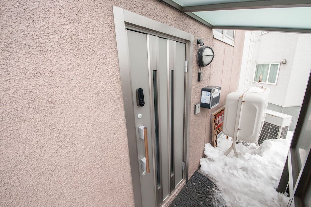 undefined ROADSIDE HOUSE 4