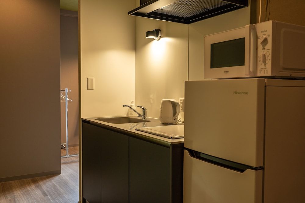 WISE OWL HOSTELS SAPPORO Basic Studio, Non Smoking 3