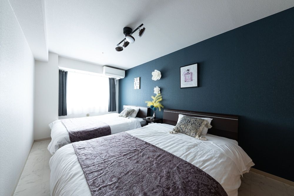 undefined AMS TOWER 7