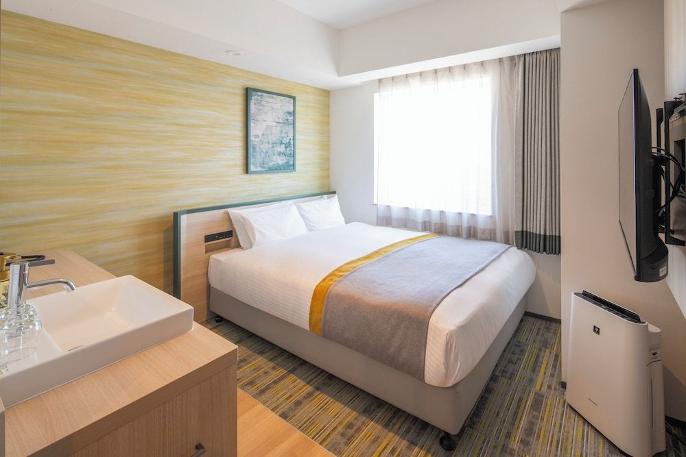 Standard Double Room, Non Smoking (Shower booth only)