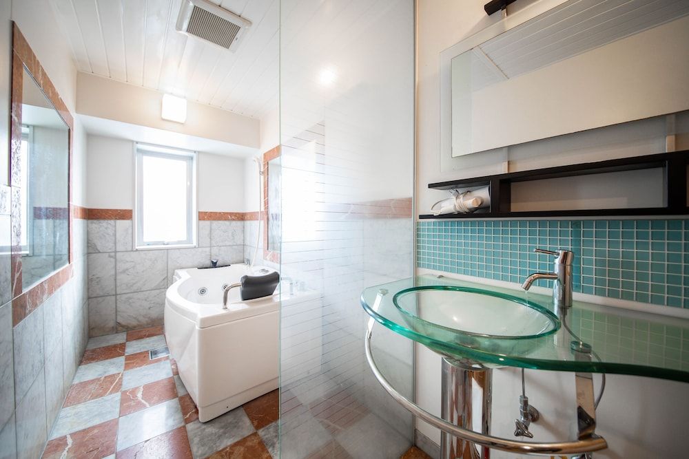 LUCENT Design Room 20