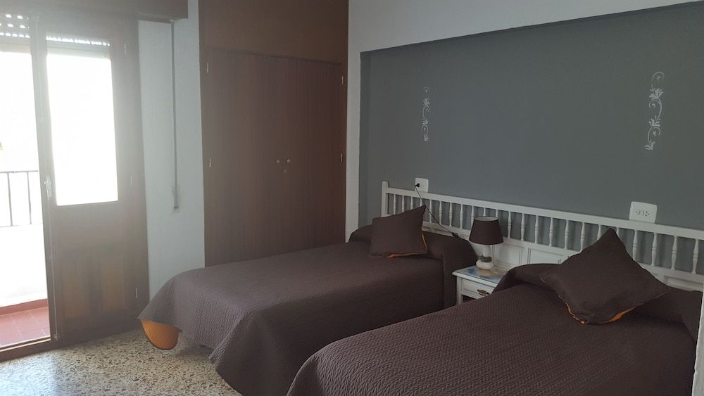 Twin Room, Balcony (Private Bathroom)