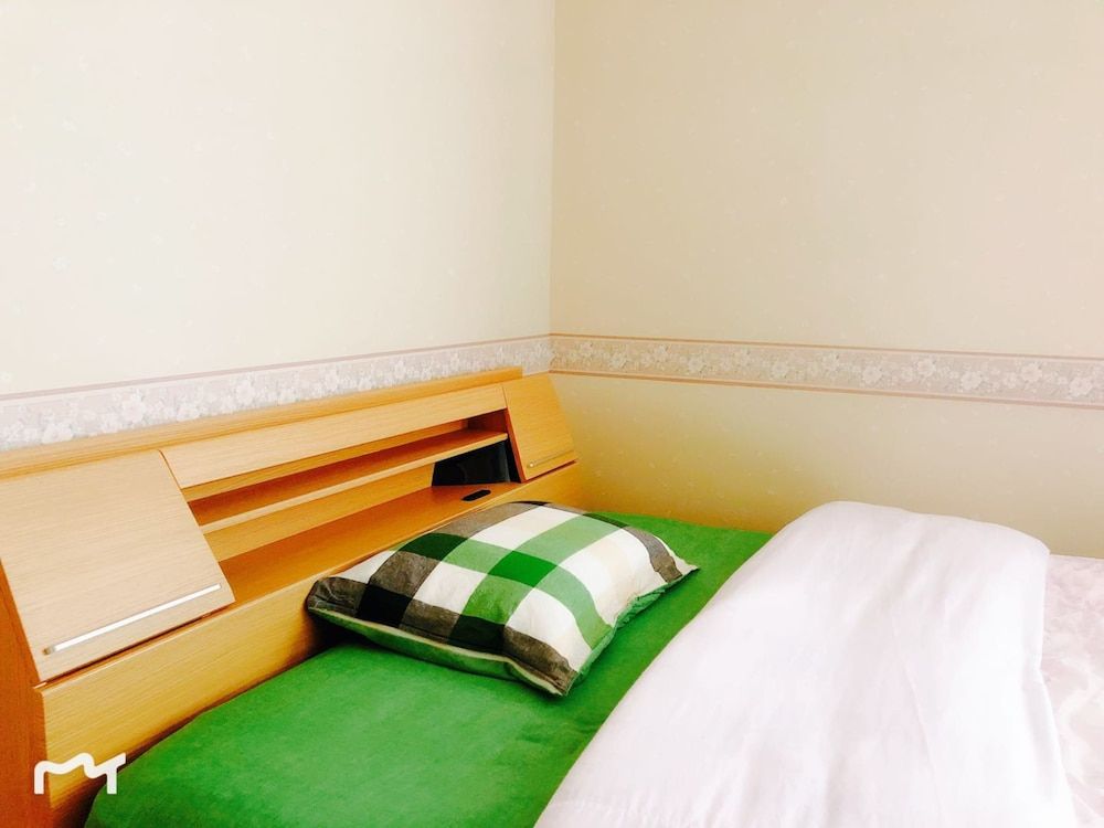 Economy Triple Room, Non Smoking (with Private Toilet)