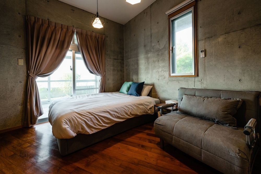 Pine House in Ginoza Pine House in Ginoza, Non Smoking (Beach Front) 4