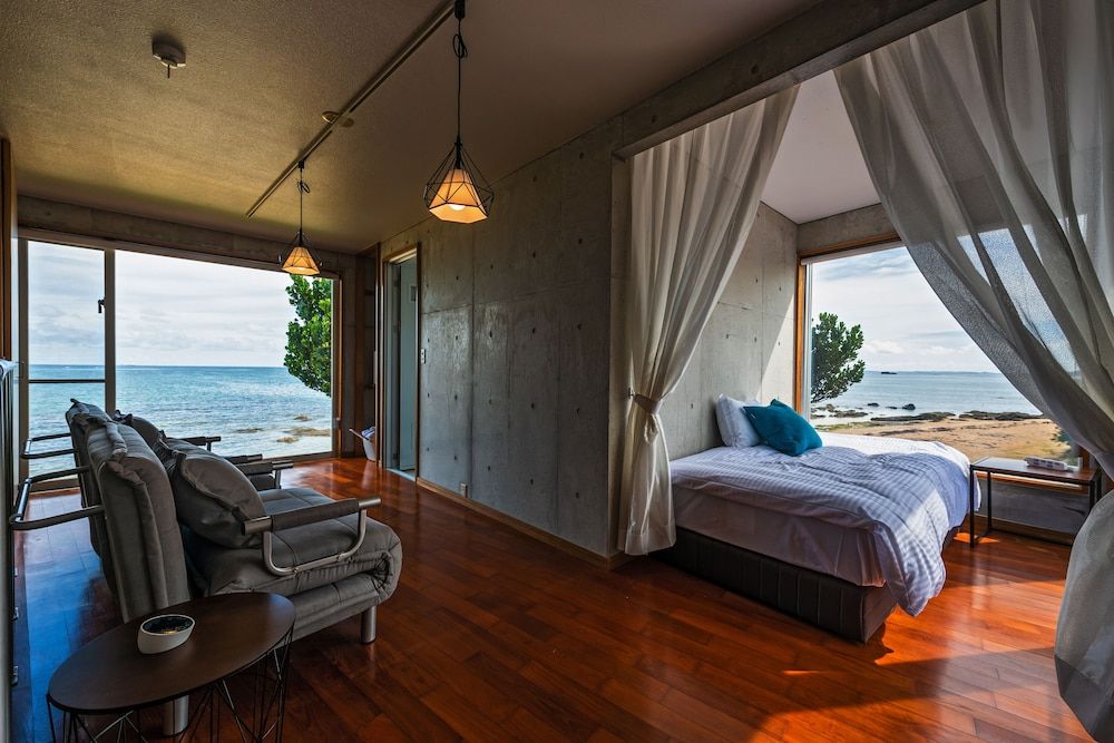 Pine House in Ginoza Pine House in Ginoza, Non Smoking (Beach Front) 8