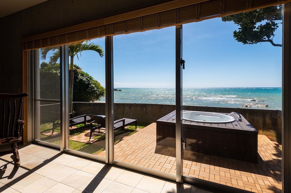 Pine House in Ginoza Pine House in Ginoza, Non Smoking (Beach Front) 32