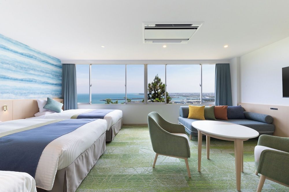 [Ocean View] Deluxe Family Room (With private bathroom) (Non-smoking)