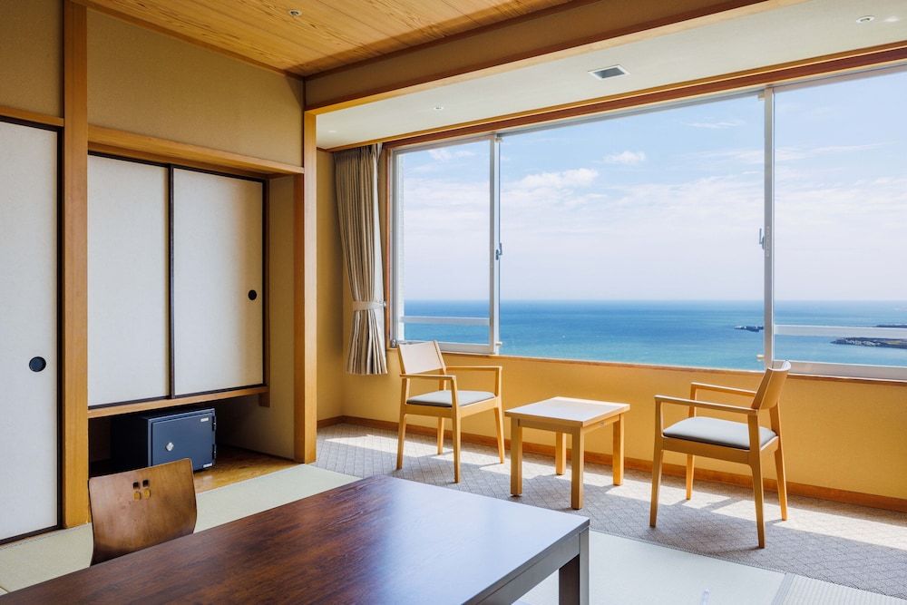 [Ocean View] Japanese A (With toilet) (Non-smoking)