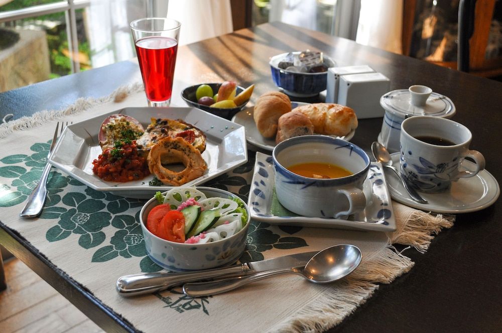 undefined Camellia Inn 9