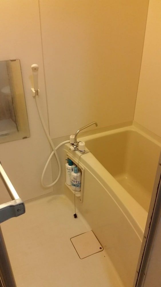 Deep Soaking Bathtub