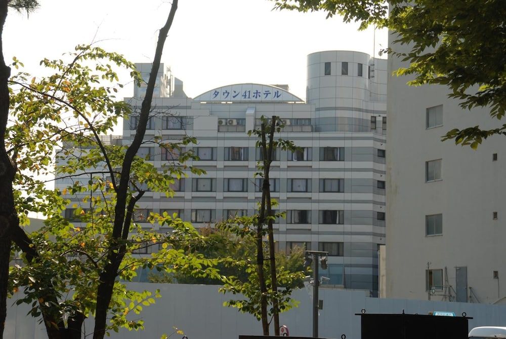 undefined TOWN HOTEL Forty One 8