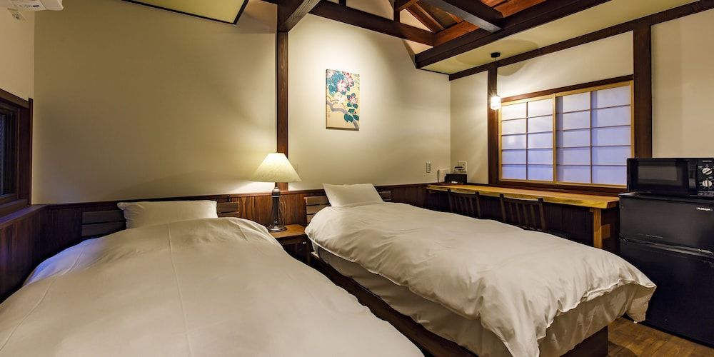 (Shishi)2 person,1bed room House No smoking