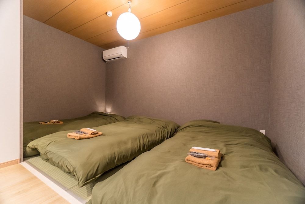 Standard Triple Room (B)