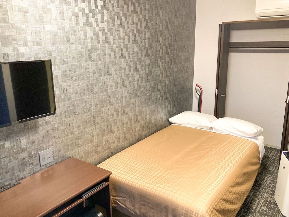 TENNEN-ONSEN HOTEL LiVEMAX PREMIUM Nagano-ekimae Luxury Single Room, Non Smoking