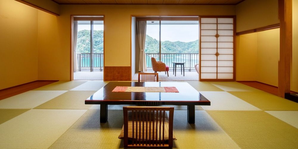 Japanese Style Room for 5 Guests, Ocean View