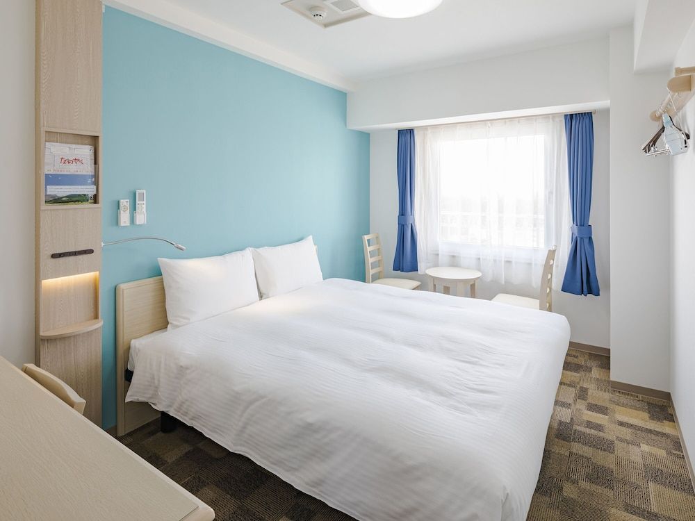 Standard Double Room, Smoking
