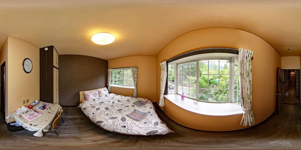Japan Countryside HAKONE B&B Comfort Double Room, Private Bathroom 3