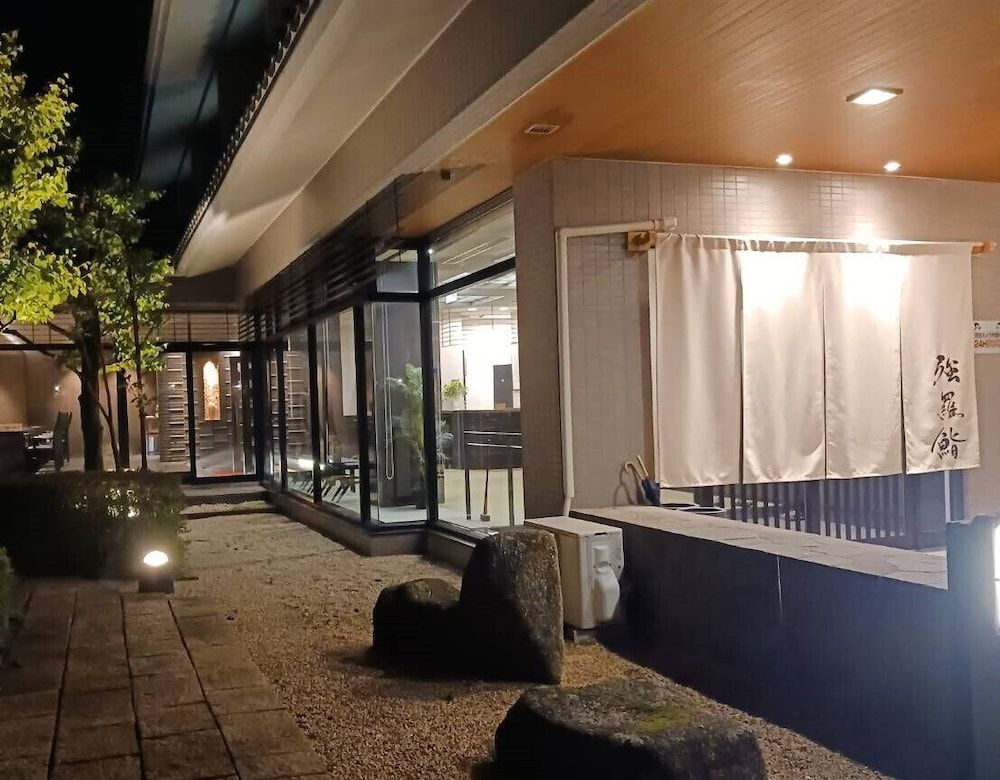 undefined Sushi Auberge Gorasaryo 3