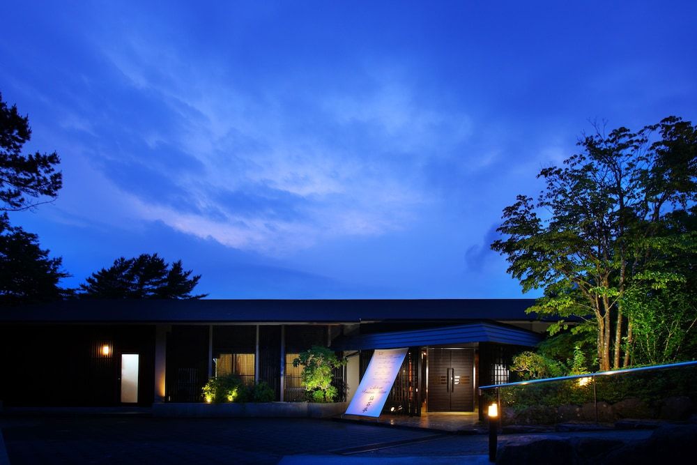 undefined Fontaine Bleau Sengokutei 6