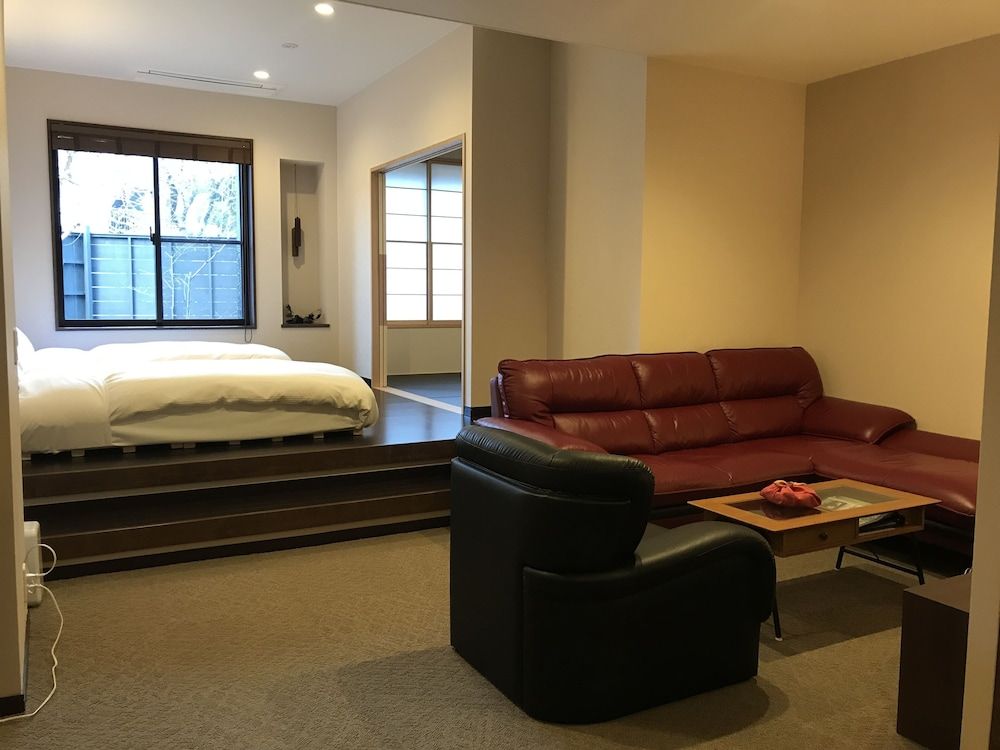 Hakone Kuoritei Deluxe Twin Room