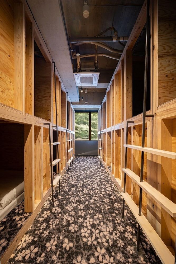 undefined Onsen Guesthouse Tsutaya - Hostel
