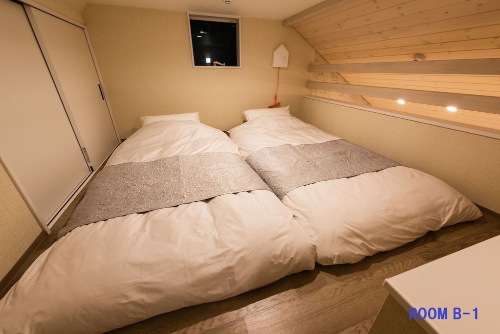 GuestVilla HakoneYumoto RiverSide 2 Bedrooms Townhouse B-1 4