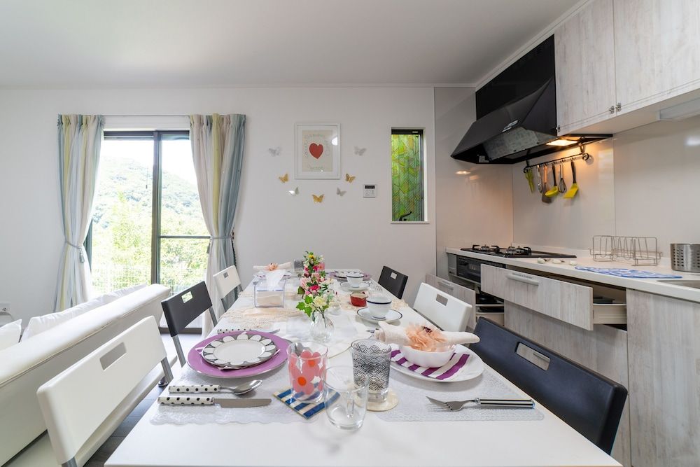 undefined Butterfly Paradise Hakone-Yumoto 5