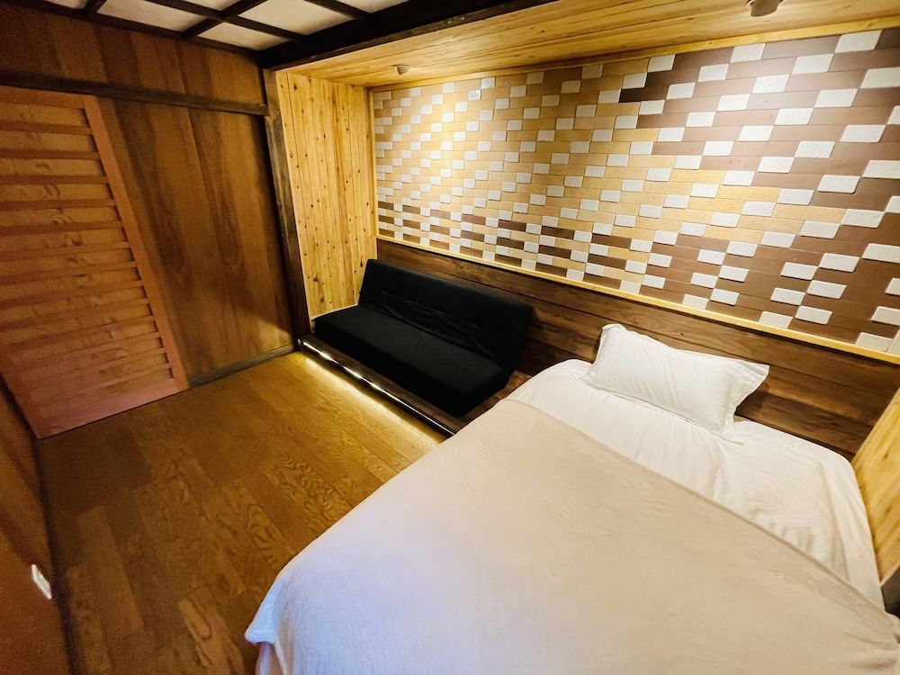 undefined Hakone Man Rai Private Villa & Garden 5