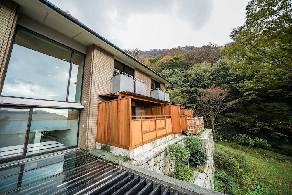 undefined Hakone Shichifukuso 7