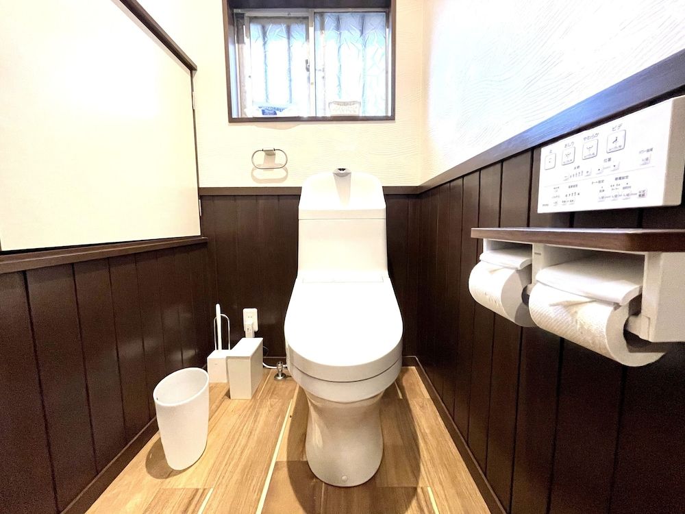 undefined Hakone Lake Side Villa & Hot Springs 8