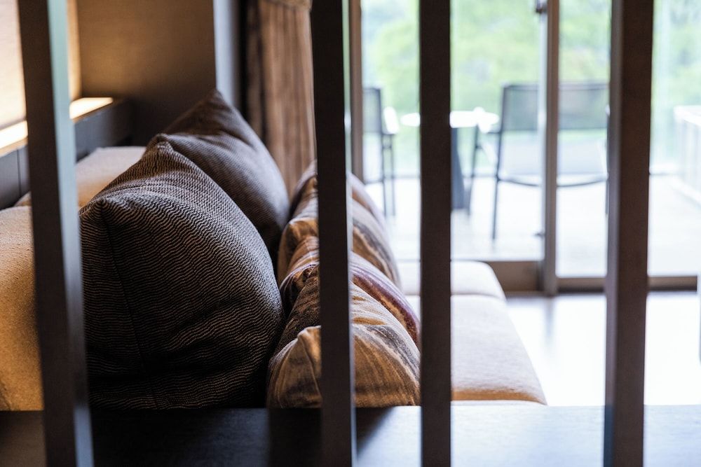 Hakone Gora KARAKU BF Included, West Wing Upper Floor - Deluxe Western Style Room with Open-air bath, Non Smoking 6