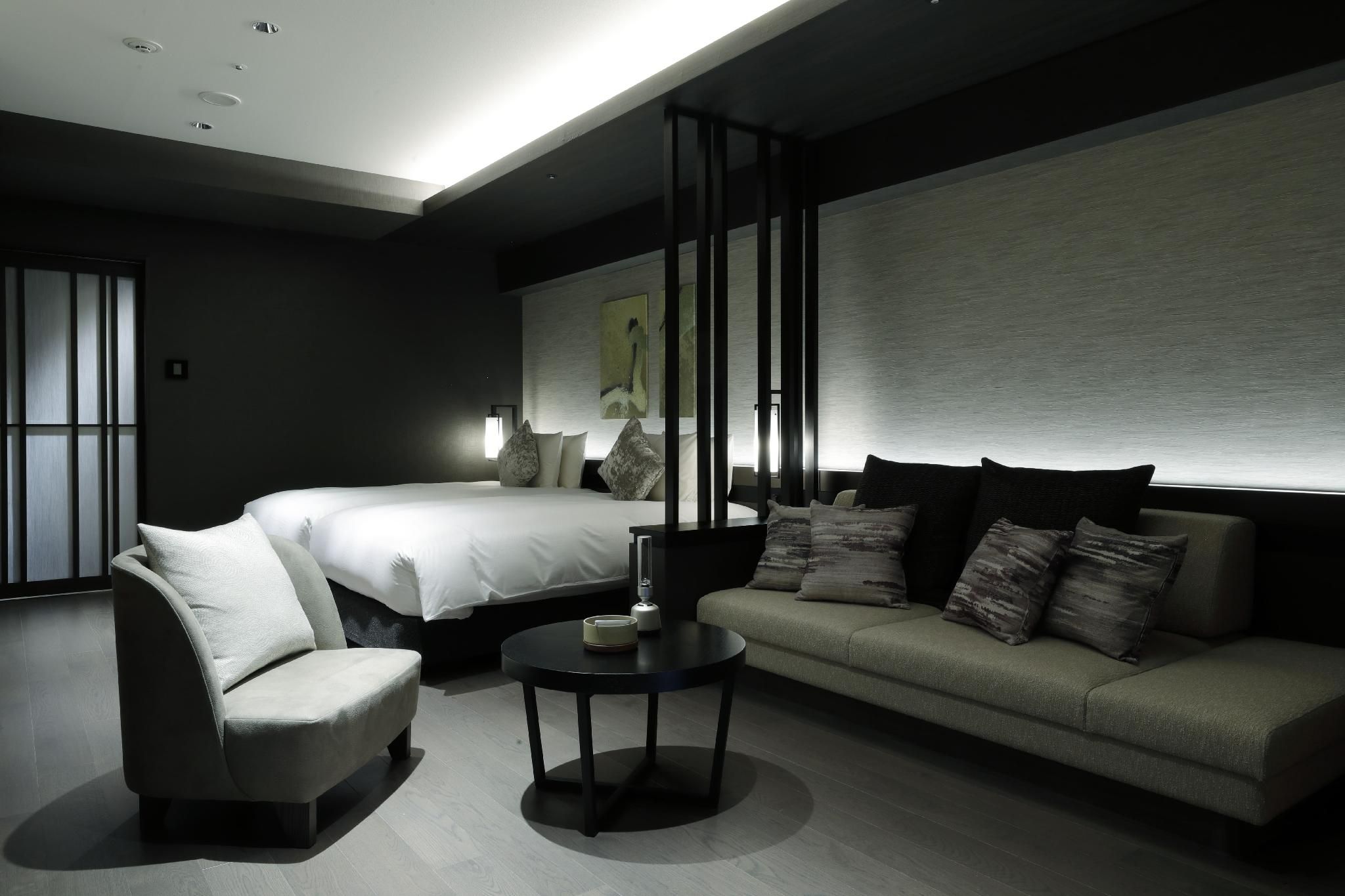 West Wing Deluxe Room with Open-Air Bath, Western Style