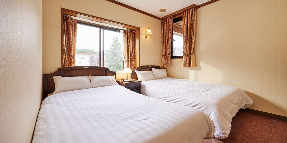 HAKONE Funny hours Basic Condo, 5 Bedrooms, Balcony 9