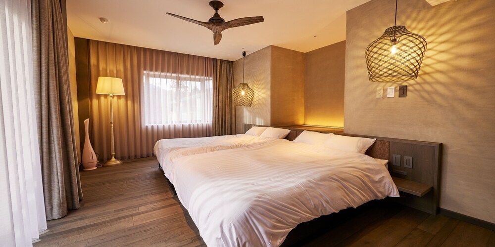 HAKONE Funny hours Basic Condo, 5 Bedrooms, Balcony 3