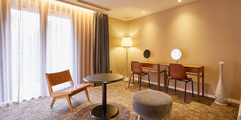 HAKONE Funny hours Basic Condo, 5 Bedrooms, Balcony 10